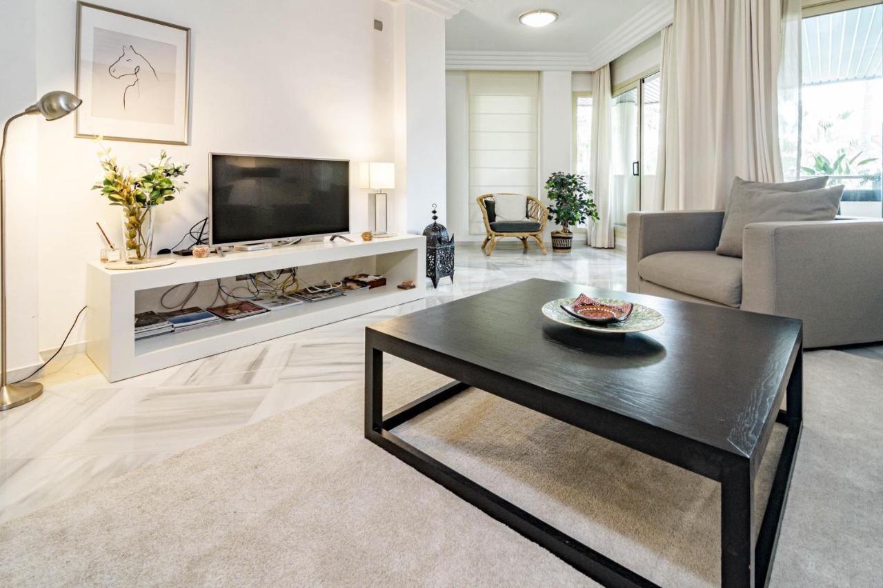 Fa- Luxury 2 Bedroom Apt Fuente Aloha 马尔韦利亚 外观 照片